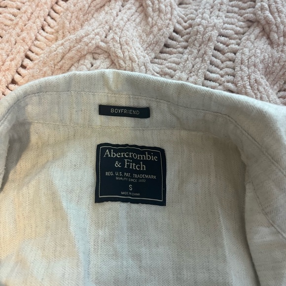 Abercrombie boyfriend button up - Picture 2 of 2